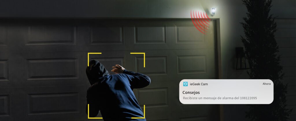 alarma del foco y sirena para ahuyentar a los intrusos en laiegeek 2k
