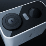 imagen de la iegeek 2k con placa solar