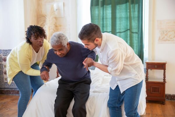 compartir tareas para aliviar carga en cuidadores